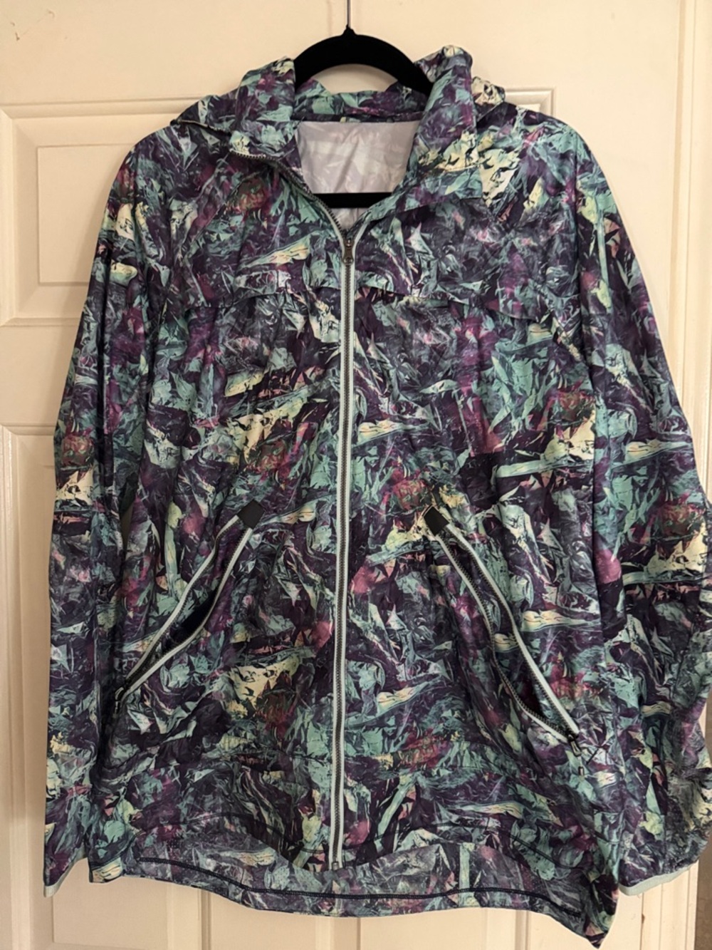 lululemon athletica Printed Hooded Windbreaker in Purple, Teal, Mint
